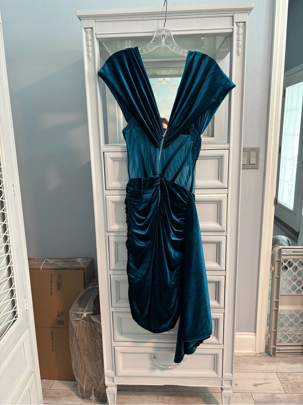 One-Shoulder Teal Velvet Draped Evening Dress - Picture 5 of 8